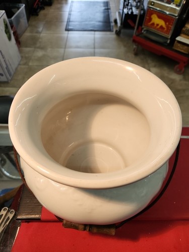 Late 1800's Early 1900's Antique Chamber Pot With Metal Wire & Wood Handle Nice! - Picture 12 of 18