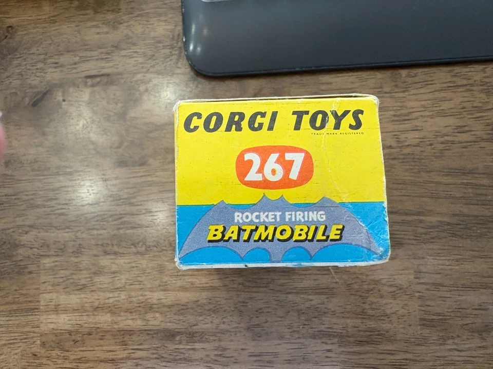 1966 Corgi Batmobile Matte Black 267 + 1967 Corgi Batboat and Trailer 107 in Box - Image 3 of 4