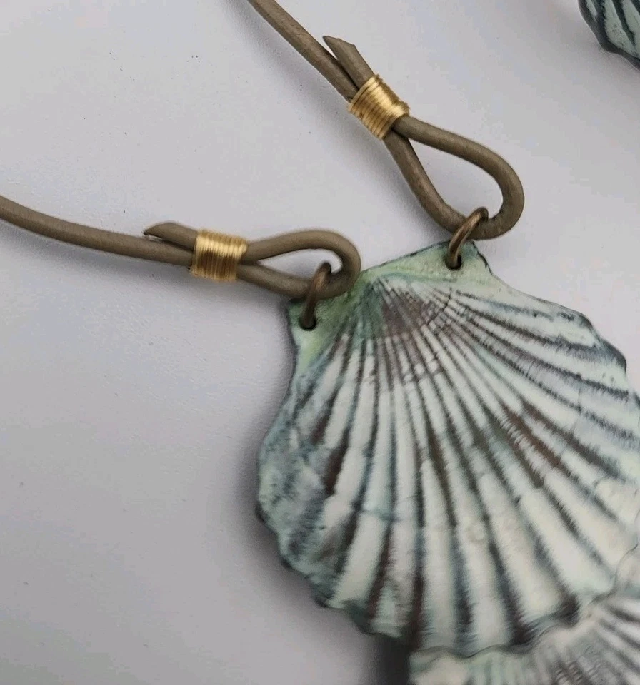 Elaine Coyne Usable Arte Oceanía Colección Vieira Concha Pátina Latón Playa  Foto 4 de 4