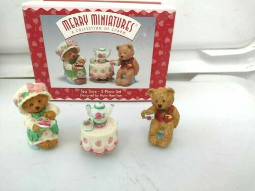 Hallmark Merry Miniatures Figurines 1996 1997 Assorted Themes 3 PC Sets In Box - Picture 14 of 16