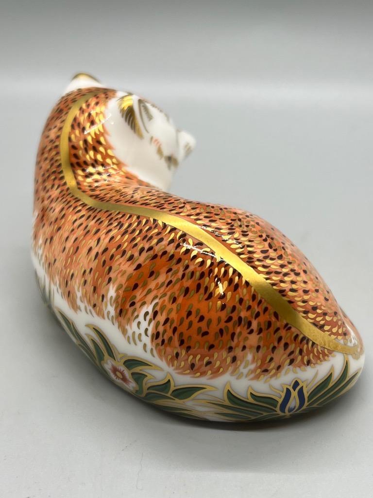 Royal Crown Derby Leicester Fox Imari Paperweight Collection In