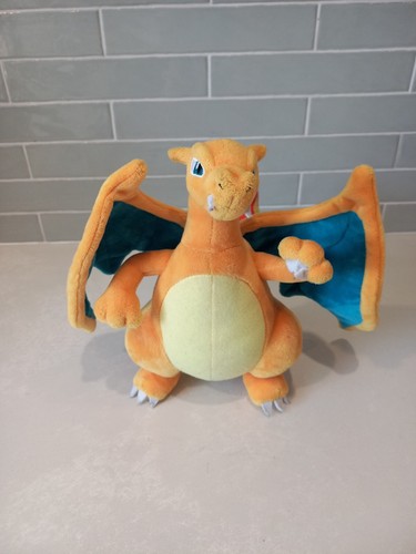 Pokemon Center Charizard soft plush toy 2015 Nintendo 23cm Approx Poseable Wings - Picture 2 of 16