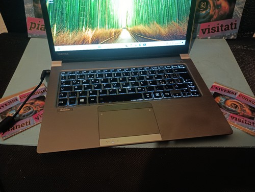 toshiba satellita Z30-A I5-1,7GHz 13.3" FULLHD 8gb 256GB SSD MSATA windows11 - Foto 2 di 8
