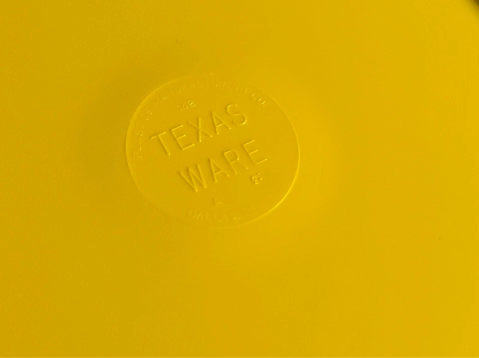 2 винтажных желтых прямоугольных сервировочных тарелки с меламином Texasware #142 - Изображение 4 из 4