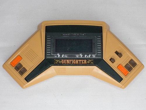Bandai Electronics Gunfighter Vintage Retro Handheld Arcade Game Working JAPAN