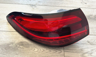 2023 Mercedes GLC300 Rear LEFT Tail Light Lamp 2549063100