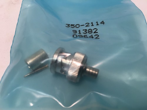(100) TE Connectivity / AMP 5-227079-7 Plug, Commercial BNC Kit - Picture 3 of 5
