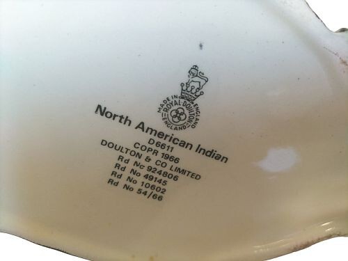 Royal Doulton großer Charakterkrug nordamerikanischer Indianer D6611 - Bild 3 von 3