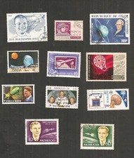 THEME ESPACE SPACIAL LOT DE 11 TIMBRES DU MONDE