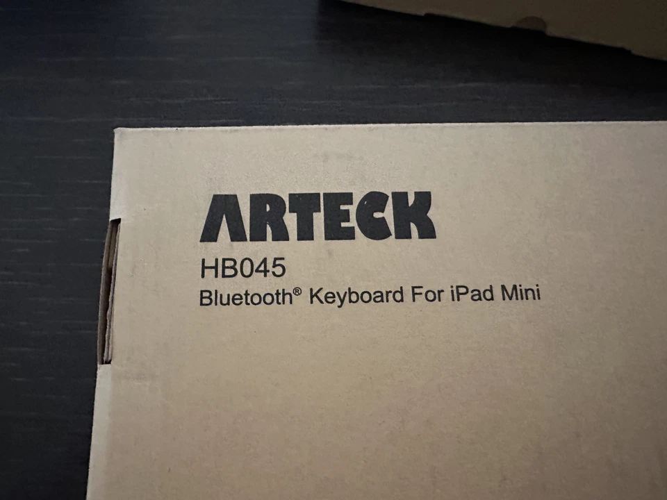 Arteck Bluetooth Keyboard For iPad Mini HB045. Boxed & Cables. - Image 4 of 4