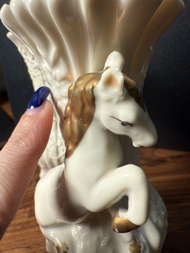 Set vintage Ceramic horse Vases white gold majestic floral - Picture 9 of 11