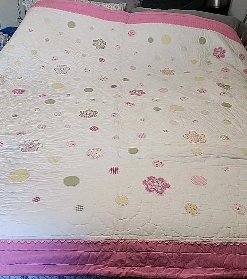 Edredón Pottery Barn Kids 68" X 86" 100% algodón foral rosa edredón de jardín   Foto 2 de 4