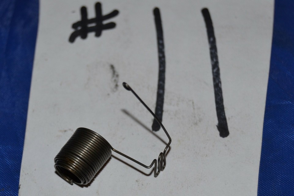 CHECK SPRINGS TAKE-UP SPRINGS SEWING MACHINES NEW OLD STOCK SPRING ...