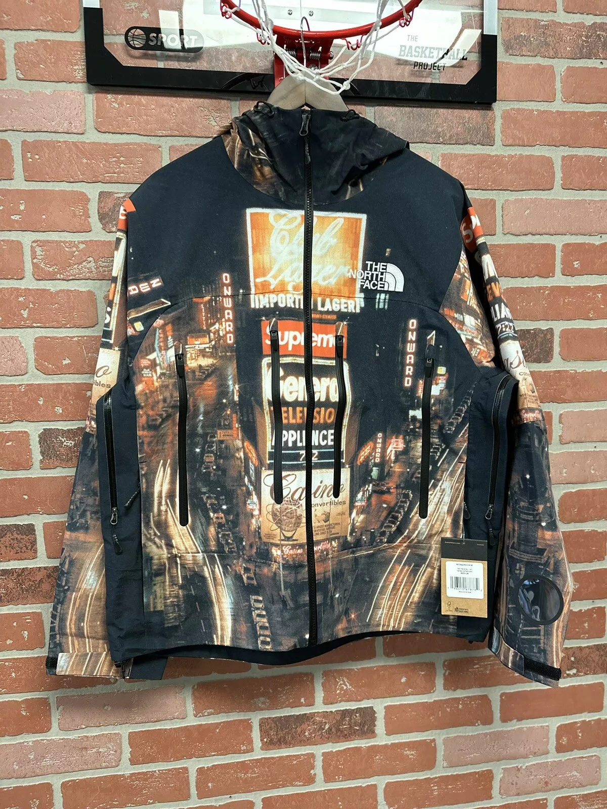 Veste coque en couture collée Supreme x The North Face   Times Square   Moyen
