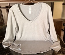 90 Degree by Reflex Women's Athletic Long Sleeve Top Heather Gray - Size M