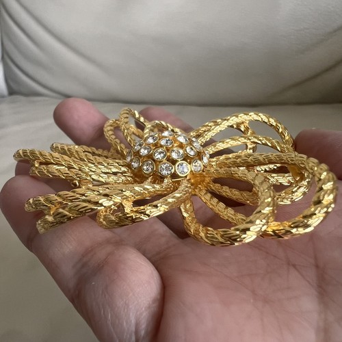 Vintage Joan Rivers Rope Swirl Flower Brooch - Picture 4 of 5
