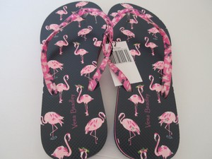 vera bradley flamingo flip flops