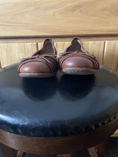 Women’s Born Brown Leather Ballet Flat Shows 11 - Picture 5 of 8