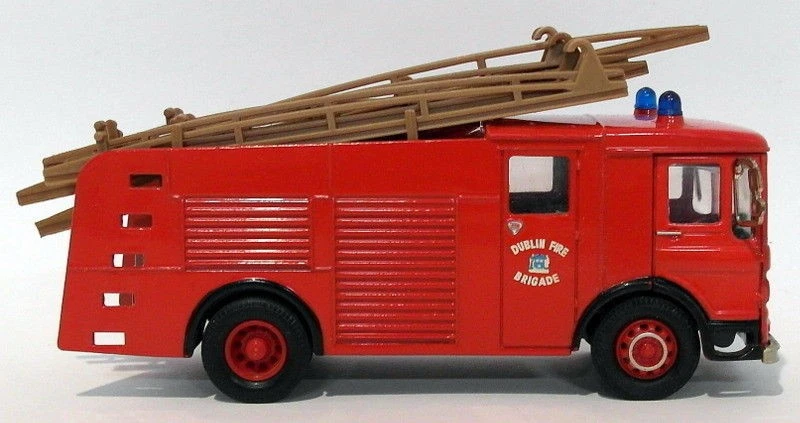 Corgi 1/50 Scale Diecast 97359 - ABC Water Tender Dublin - Image 4 of 4