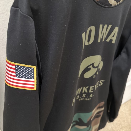 Iowa Hawkeyes Camo Pullover Nike Size Large - Picture 2 of 4