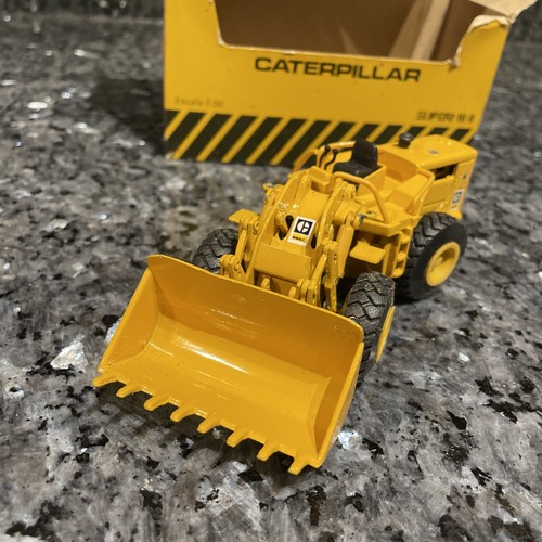 APRA SUPER MINI CAT 966C LOADER Caterpillar Cat Made In Brazil Die Cast Vintage - Picture 3 of 23