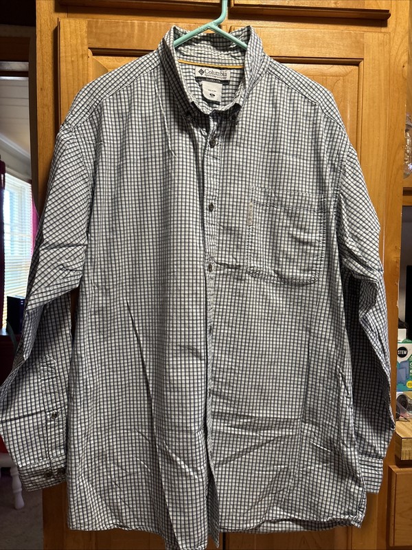 Men’s Columbia Blue XL Long Sleeve Collared Shirt