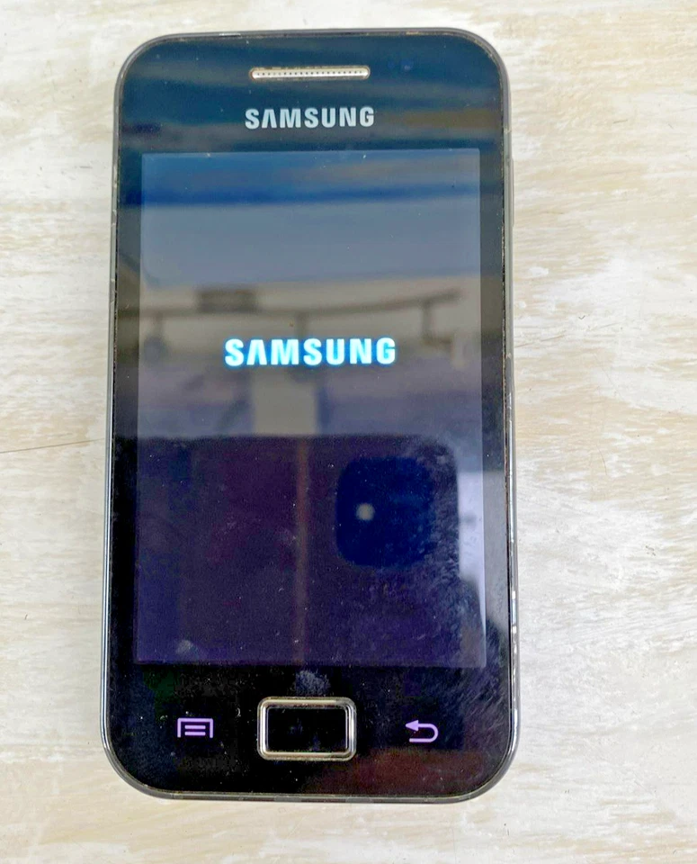 Samsung Galaxy Ace S5830i Black Unlocked 158MB 3.5" 5MP Android Smartphone - Image 3 of 4