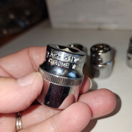 OEMTOOLS EUC MISCELLANEOUS SET OF 3/8" METRIC SOCKET SET LT 211 - Picture 2 of 4