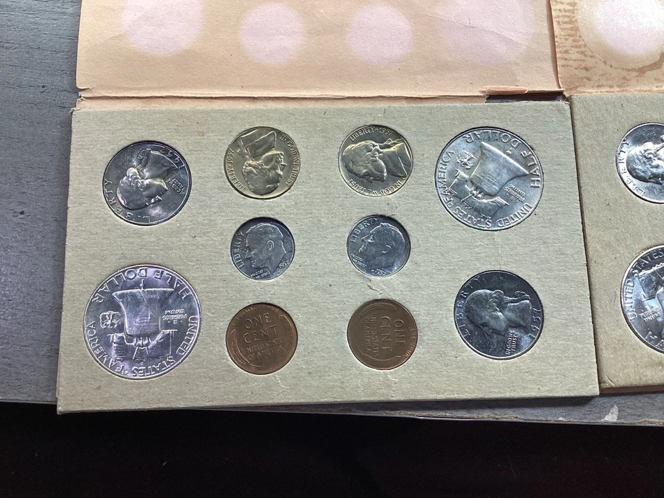 1957 PD US Mint Uncirculated Mint Set with 20 Coins Mint Packaging 111025 21tak - Image 3 of 4