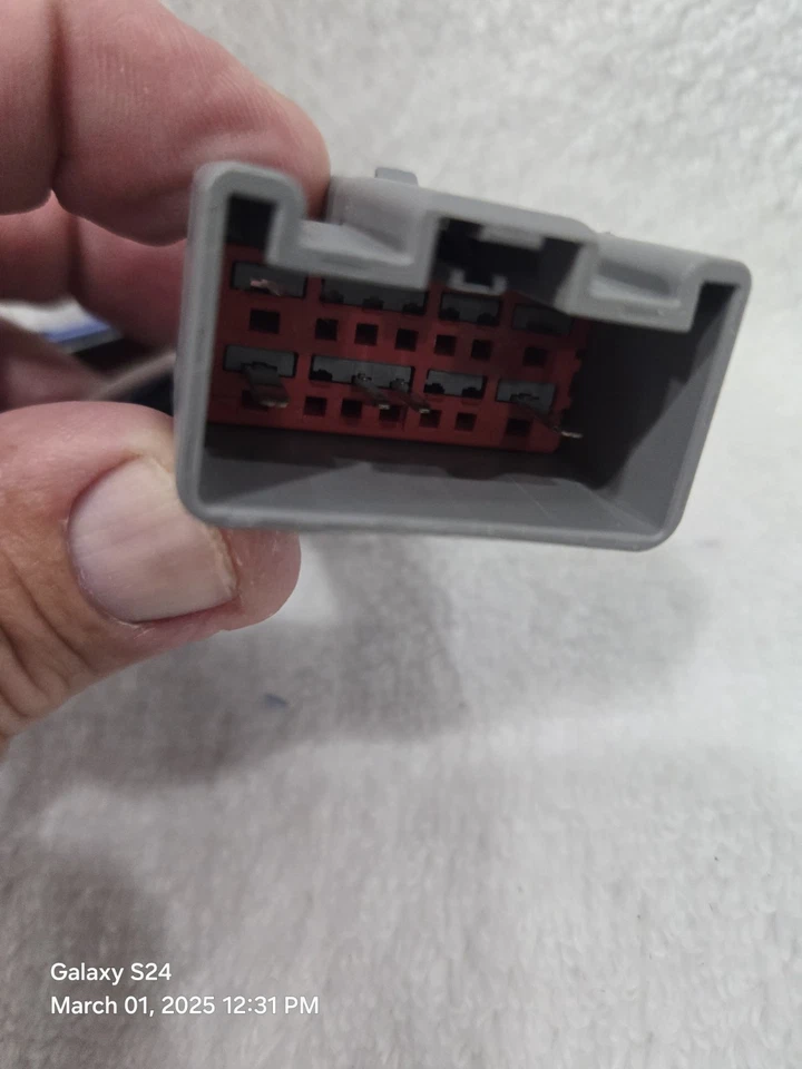 Brake Control Connector, Towing Simple Plug-In  #47855, Select Models, (See Disc - Image 2 of 4