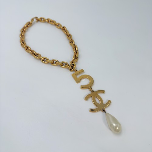 Chanel 1987 No. 5 Logo Pearl Pendant Chain Necklace