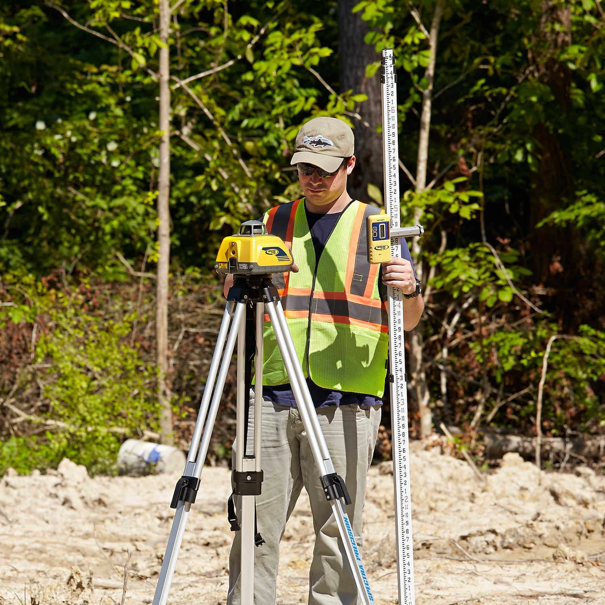 Spectra Geospatial LL100N Laser Level Package 692284007402 eBay
