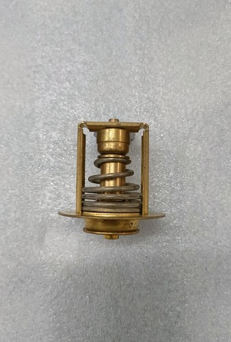 Bukh Thermostat DV36 60 degrees / sea water cooling 008E6587 - Picture 2 of 6