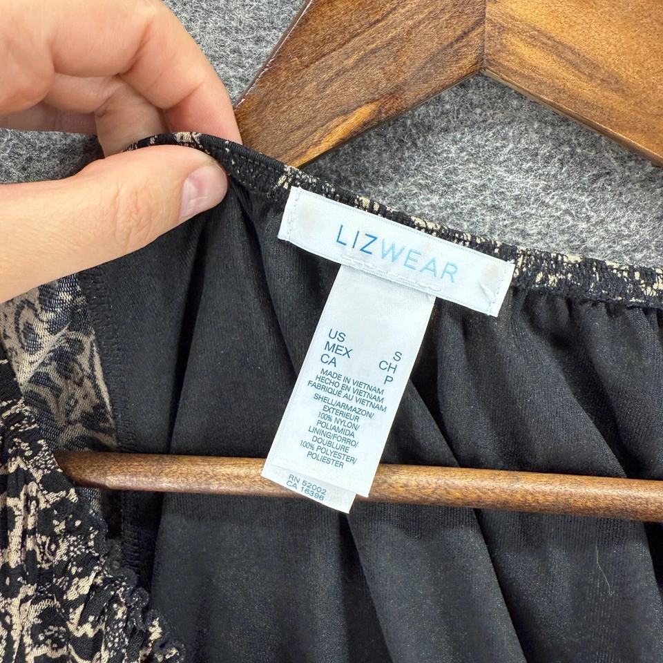 Blusa LizWear Feminina S Pequena Preta Geométrica Manga Longa Forrada Decote V Casual - Imagem 3 de 4