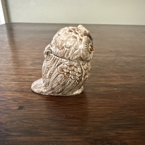 Mini scatola portapillole/bevande gufo smaltato occhi strass ambra marrone beige chiusura magnetica - Foto 5 di 8