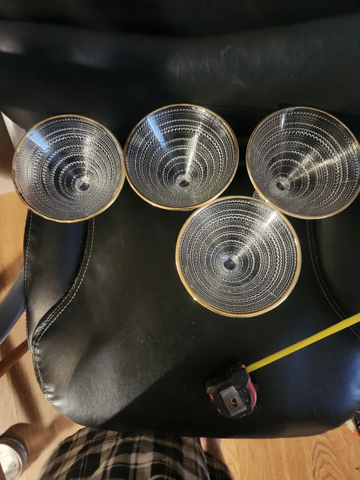 Conjunto/4 copos Hobnail Martini aro dourado  - Imagem 2 de 4