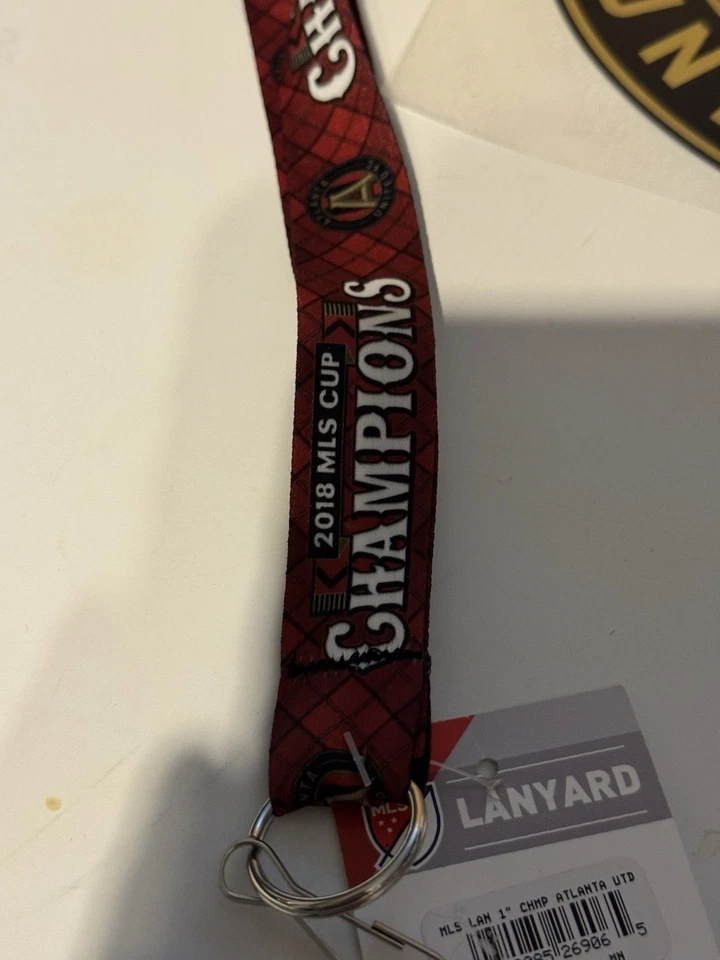 WinCraft Atlanta United Perfect Cut Decal & 2 2018 MLS Cup Champions Lanyards - Image 4 of 4