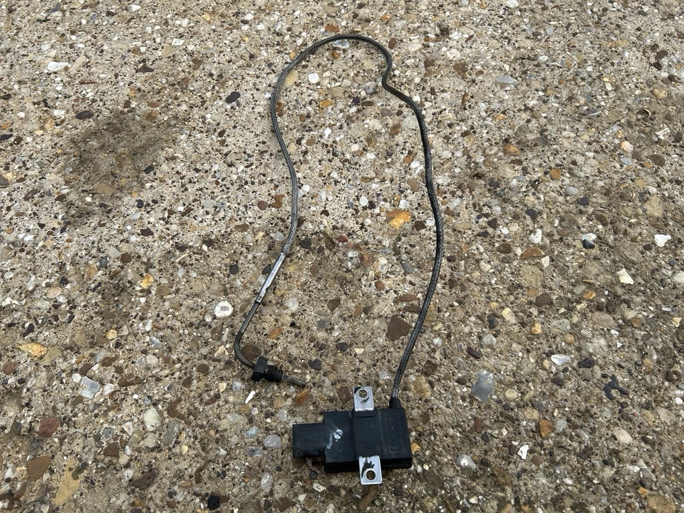 Sensor de temperatura de los gases de escape EGT 06A919529 AUDI TT MK1 S3 8L 1.8T BAM  - Imagen 4 de 4