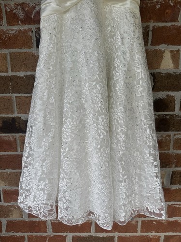 LENOVIA Bridal Dress WHITE SIZE XS Lace With Satin Sash - Picture 5 of 19