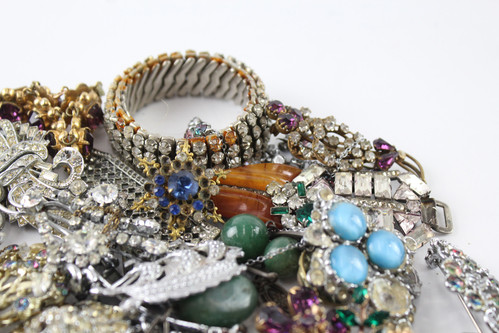 450g Art Deco Jewellery For Restoration / Repurposing Staybrite Paste Iris Glass - Picture 3 of 6