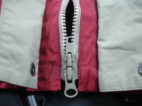 Men's S Cabela's Dry-Plus Rain Jacket Coat Parka Burgundy Black Waterproof Shell - Picture 14 of 24
