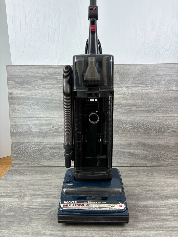 Vintage Hoover Power Drive Allergen Filtration Upright Vacuum Cleaner U6317-900 - Image 2 of 4