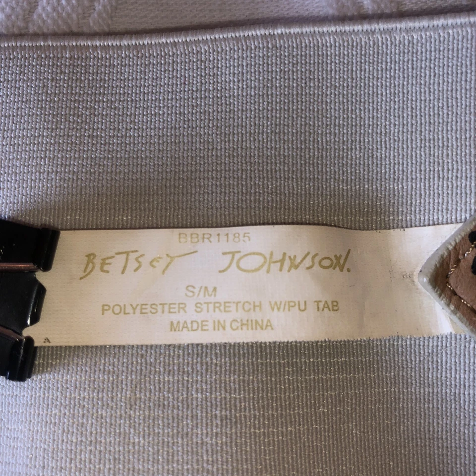 BETSEY JOHNSON TALLA S/M MUJER BEIGE CINTURÓN ANCHO CON DETALLES DORADOS! Foto 3 de 4