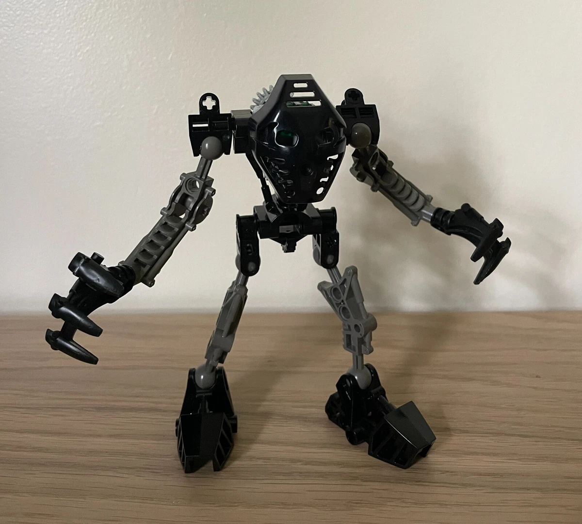 LEGO BIONICLE Onua 8532 All Pieces