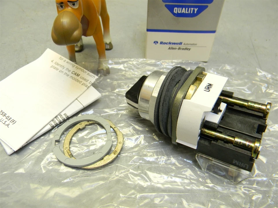 Allen Bradley Rockwell 800T-J2A Selector Switch 3 position Maintained - Image 2 of 4