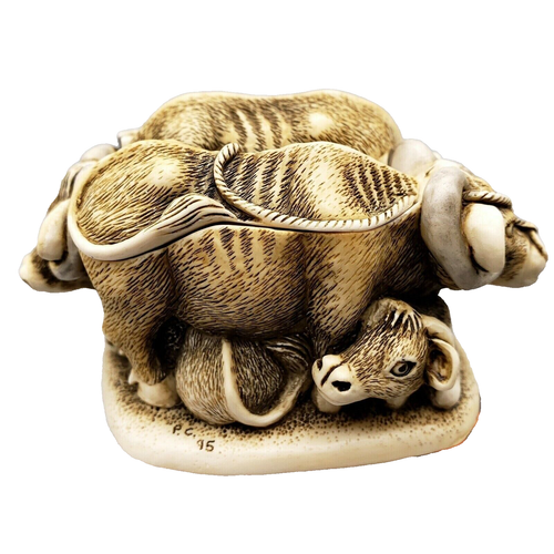 Harmony Kingdom BULL Peter Calvesbert Buying Group Exclusive 716/ 5600 LE New - Picture 2 of 12