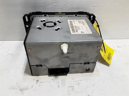 2007-2013 GMC Sierra 1500 Radio Receiver Opt US8 - Picture 3 of 12