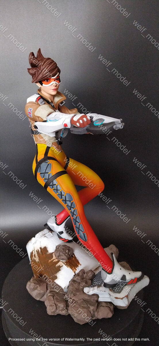 Tracer Custom Statue 1/3 1/4 fits Overwatch Painted Video Game Figure