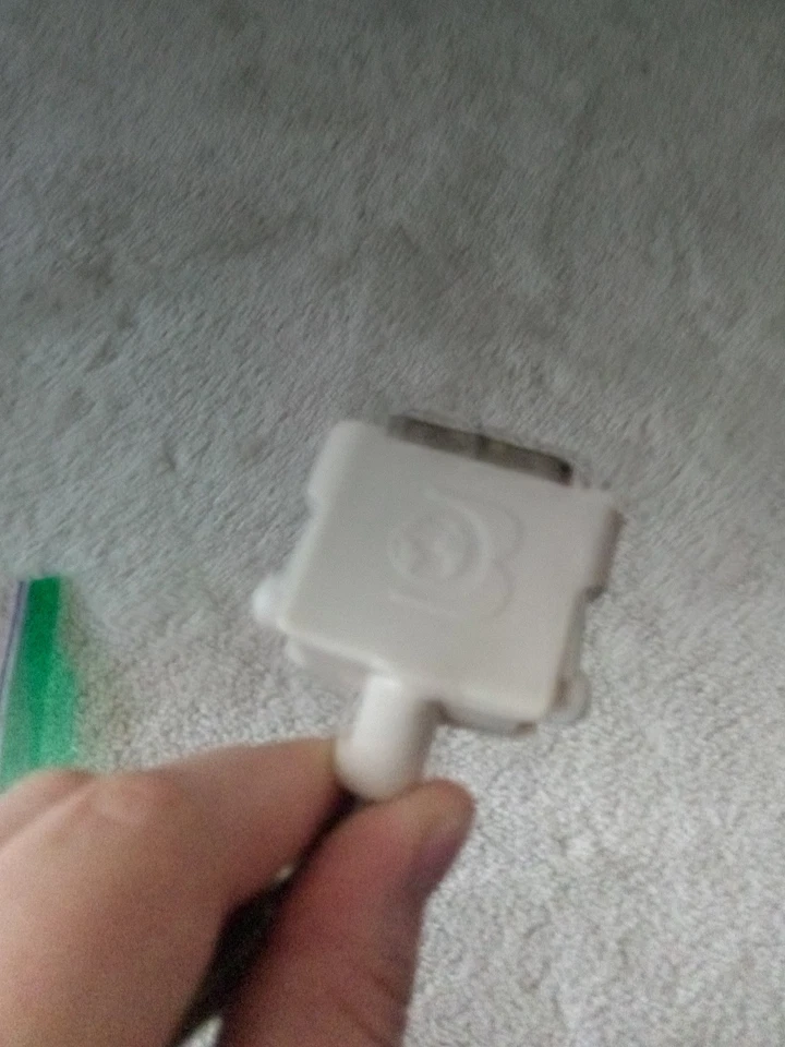 Monitor Display Adapter Cable  - Image 2 of 3