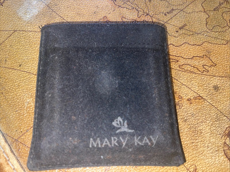 Mary Kay Compact Double Mirror Gold Tone Vintage With Bonus Case